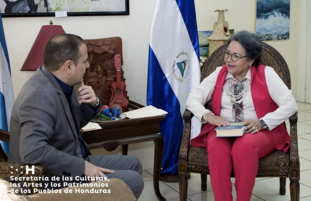Orquesta mesoamericana de mujeres