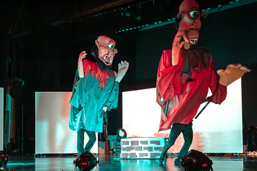 OBRA MARTINA Y LOS HOMBRES PAJARO OIM 0023